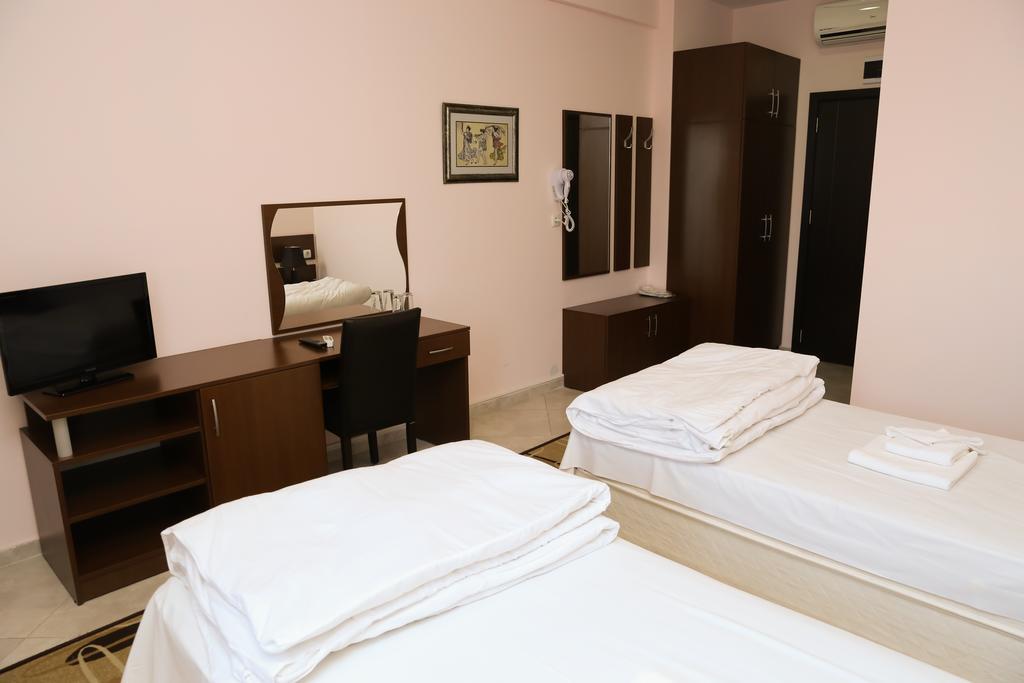 Hotel & Restaurant Ida Kŭrdzhali المظهر الخارجي الصورة