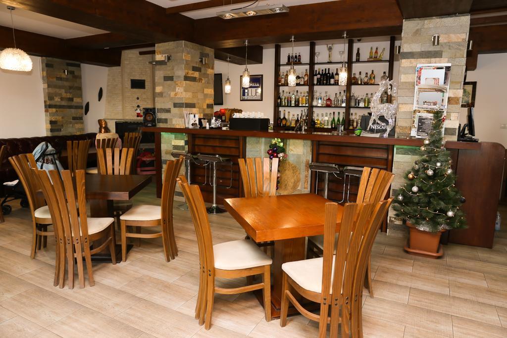 Hotel & Restaurant Ida Kŭrdzhali المظهر الخارجي الصورة